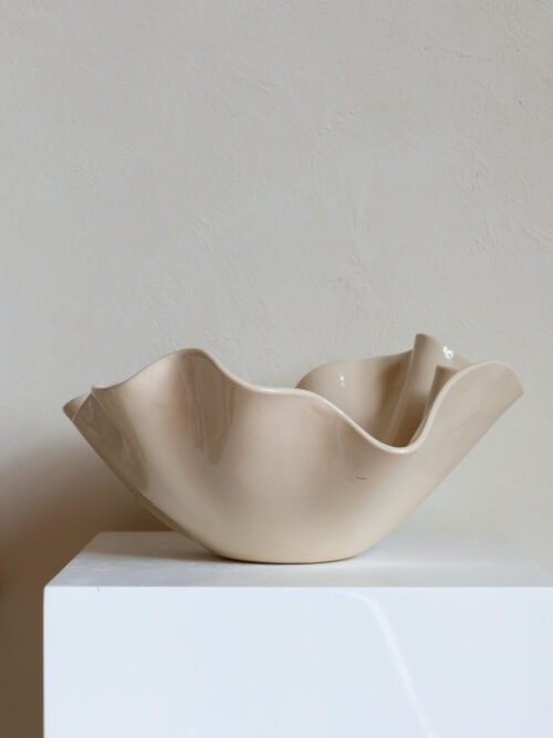 beige wave bowl