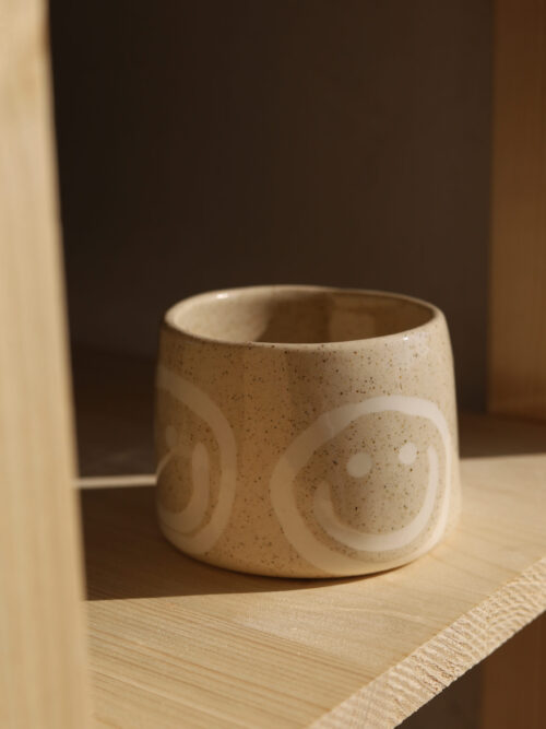 smiley cup beige/white