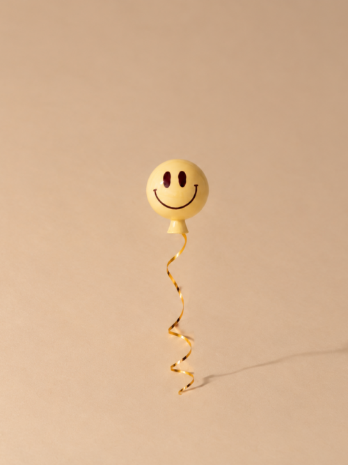 smiley balloon - yellow brown smiley